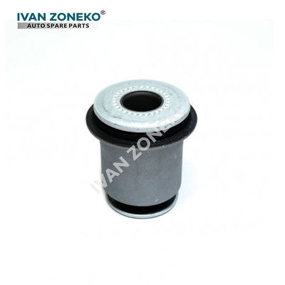 Gumowa przednia tuleja wahacza dolnego Toyota OEM 4865460050