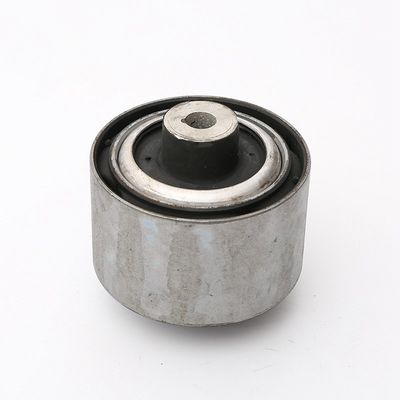 Tuleja wahacza przedniego dolnego Land Rover OEM LR100072 2017-2019